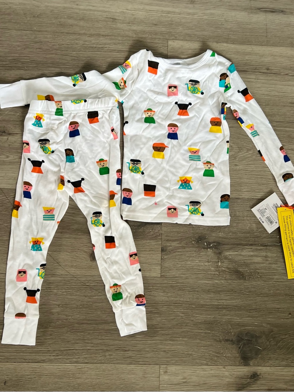 Kids White Pajama Set with Colorful Character Print 4T Toddler NWT